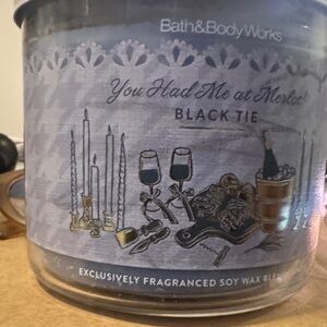 Bath & Body Works You Had Me at Merlot Candle black tie